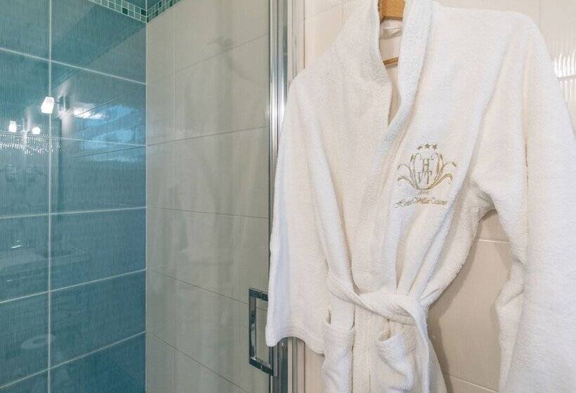 标准三人间, Villa Tiziana