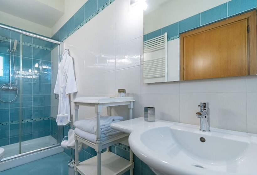 家庭间, Villa Tiziana