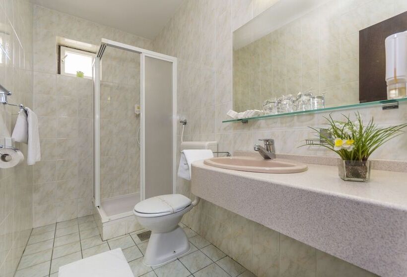 オーシャンビュースイート, Vista