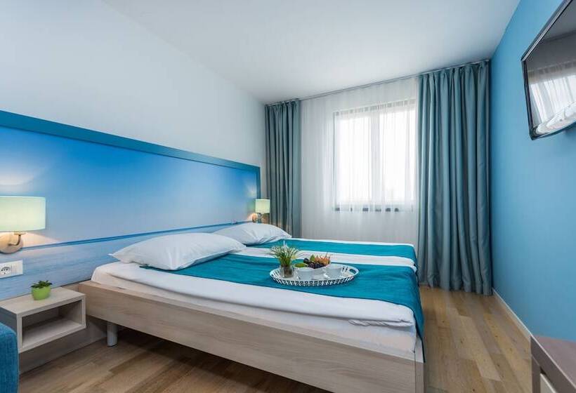 Comfort room with balcony, Vista