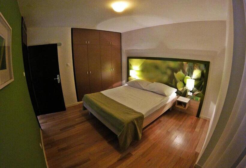 オーシャンビュースイート, Vista