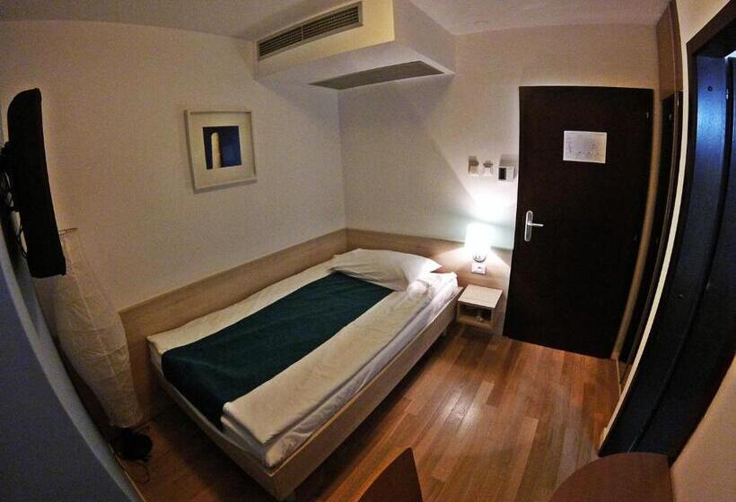 スタンダードシングルルーム, Vista