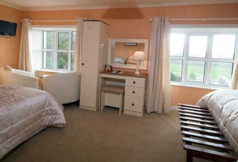 غرفة عائلية, Murphys Farmhouse B&b