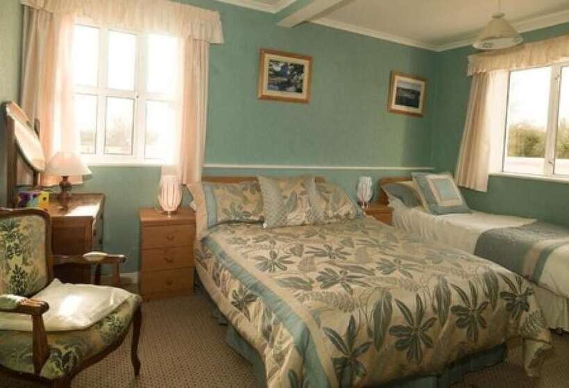 غرفة قياسية ثلاثية, Murphys Farmhouse B&b