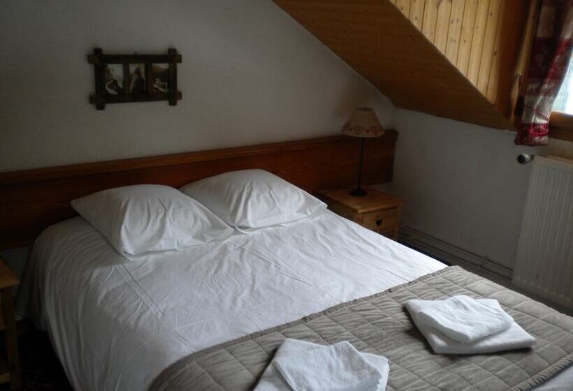 Семейный Номер, Auberge De La Croix Perrin