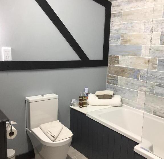 标准间, Castle Lodge Wilton