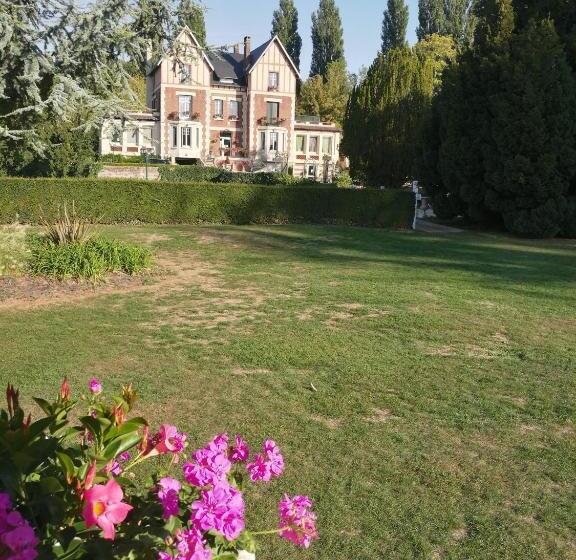 수피리어 룸, Chateau De Quesmy