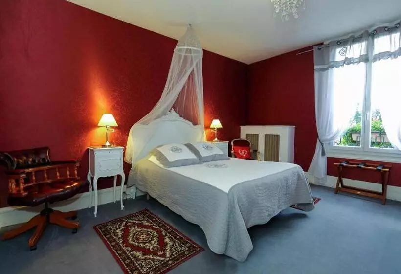 Cameră Standard, Chateau De Quesmy