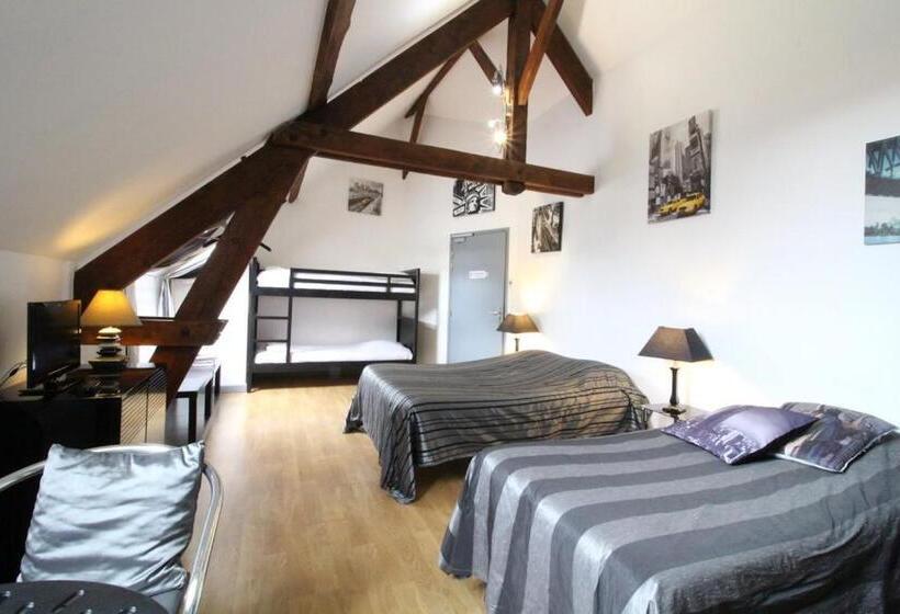 패밀리 룸, Chateau De Quesmy