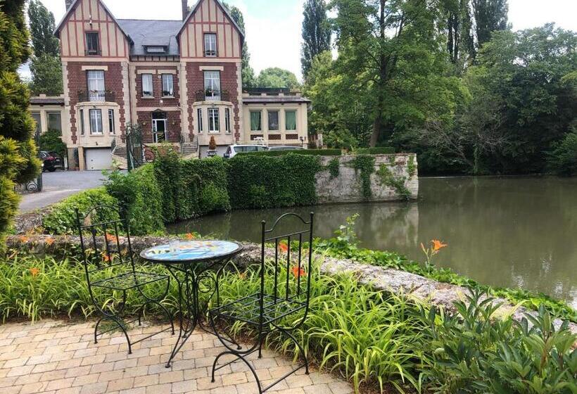 스탠다드 자쿠지 룸, Chateau De Quesmy