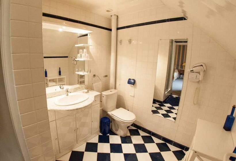 Quarto Triplo Comfort, Chateau De Quesmy