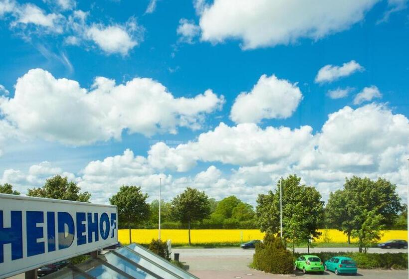 标准三人间, Heidehof Garni