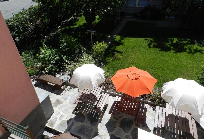 스탠다드 룸, Arolla