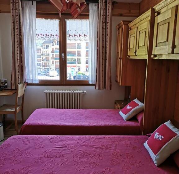 스탠다드 룸, Arolla