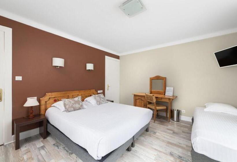 Номер Стандарт, Hôtel De La Paix