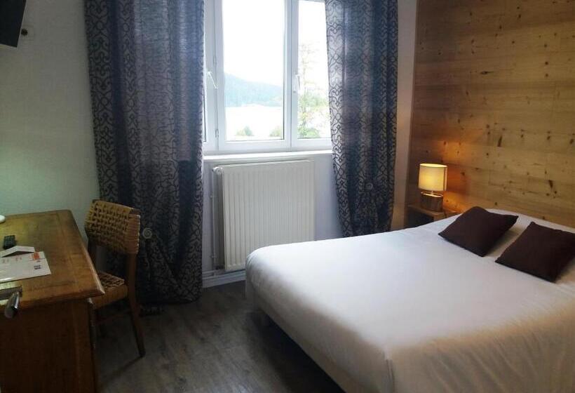 Номер Стандарт, Hôtel De La Paix