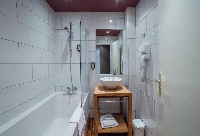 Номер Стандарт, Hôtel De La Paix