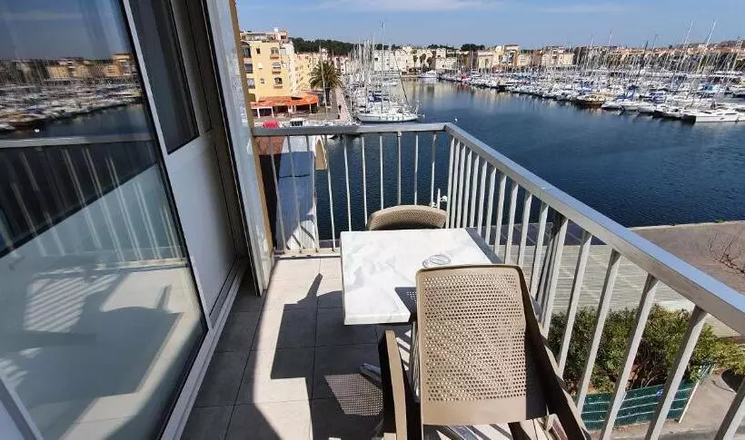 バルコニー付きスタンダードルーム, Hôtel Port Beach