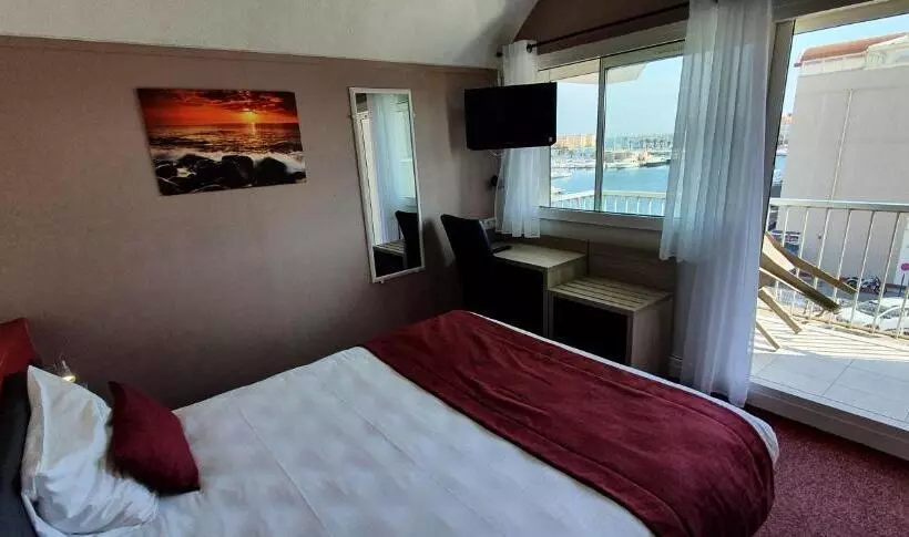 バルコニー付きスタンダードルーム, Hôtel Port Beach