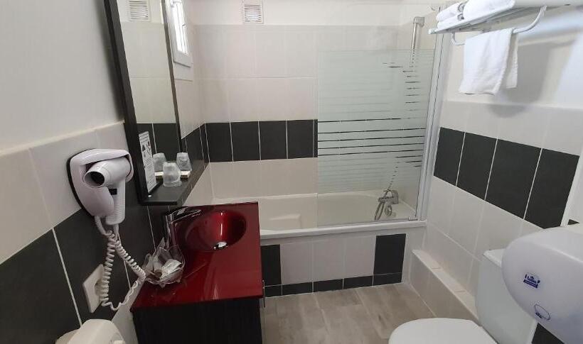 스탠다드 발코니 룸 바다 전망, Hôtel Port Beach