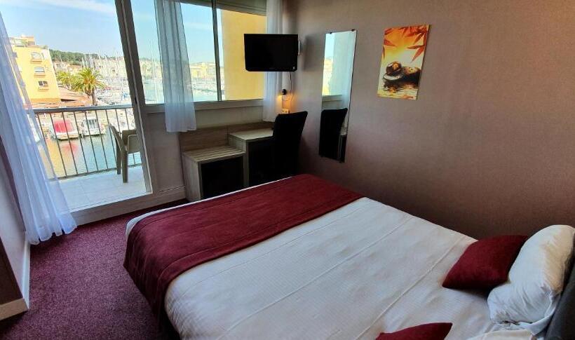 스탠다드 발코니 룸 바다 전망, Hôtel Port Beach