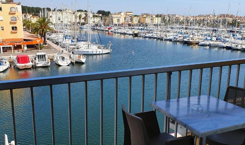 스탠다드 발코니 룸 바다 전망, Hôtel Port Beach