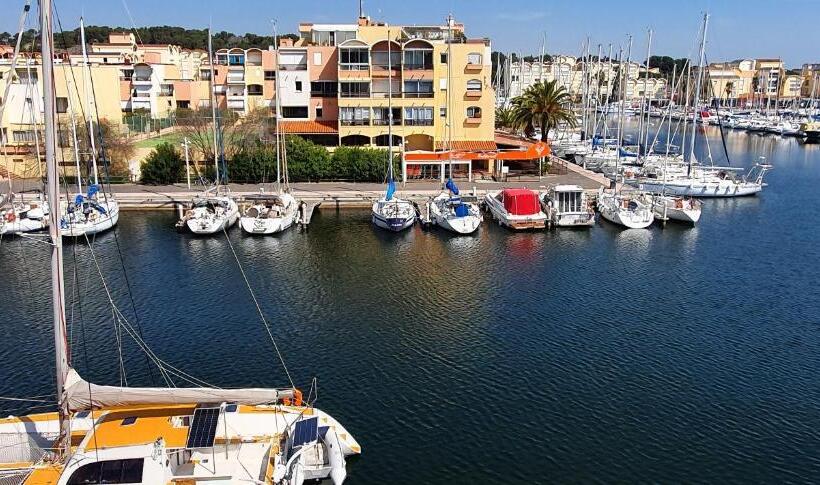 스탠다드 트리플 룸, Hôtel Port Beach