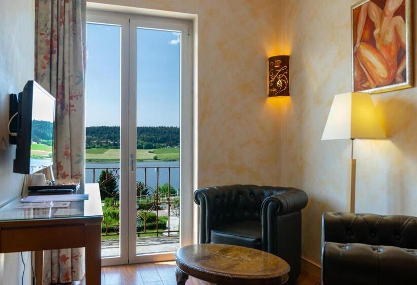 סוויטה עם ג'קוזי, Hôtel Restaurant Le Lac