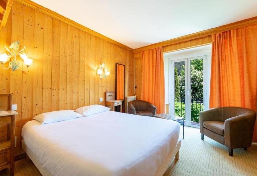 חדר משפחתי, Hôtel Restaurant Le Lac