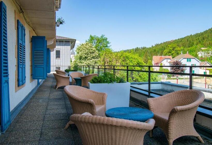 Семейный Номер, Hôtel Restaurant Le Lac