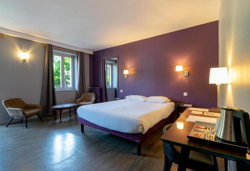 חדר משפחתי, Hôtel Restaurant Le Lac