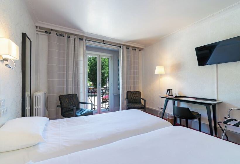 חדר סטנדרט עם מרפסת, Hôtel Restaurant Le Lac