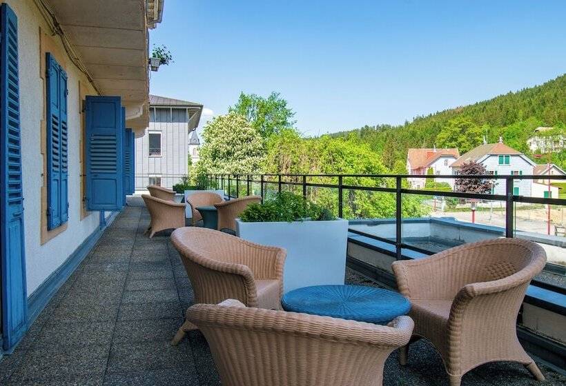 חדר משפחתי, Hôtel Restaurant Le Lac