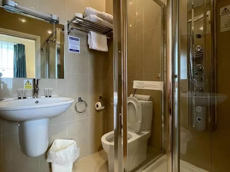 اتاق استاندارد با چشم‌انداز دریا, Iris Hotel Llandudno