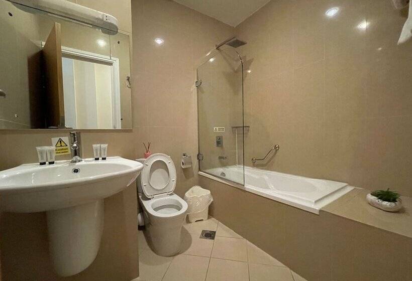 Семейный Номер, Iris Hotel Llandudno