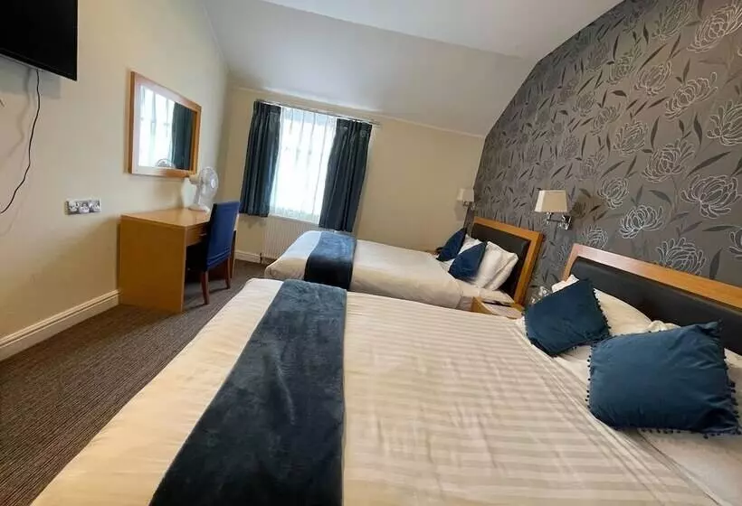 اتاق خانوادگی, Iris Hotel Llandudno