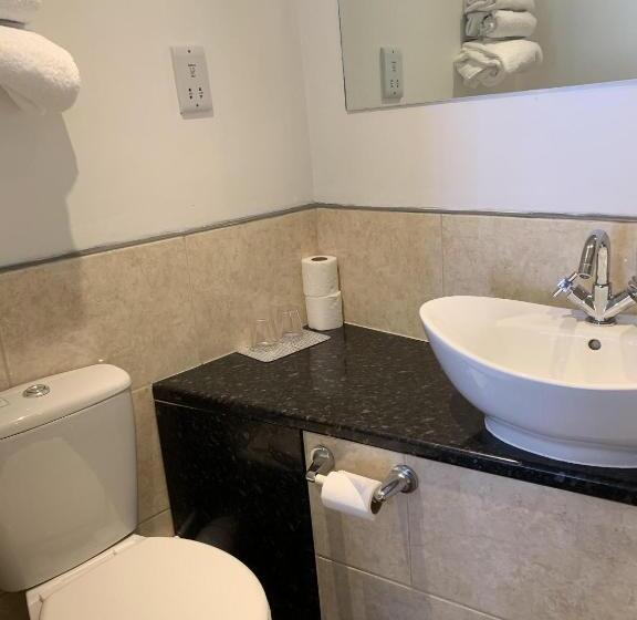 اتاق استاندارد با تراس, Knights Court