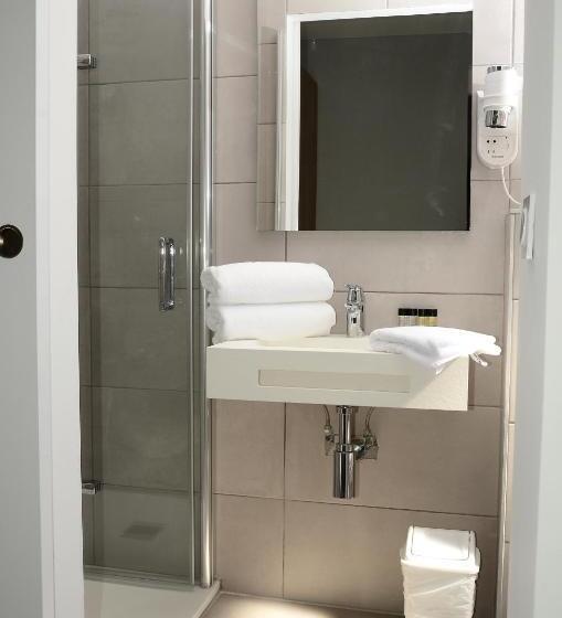 חדר סופריור צדדי נוף לים, La Voile