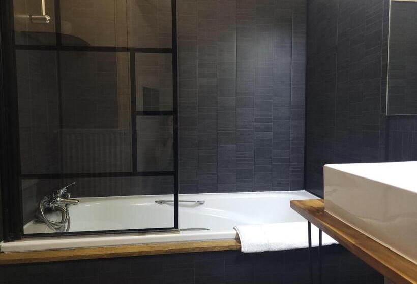 Номер Стандарт, Le Medicis