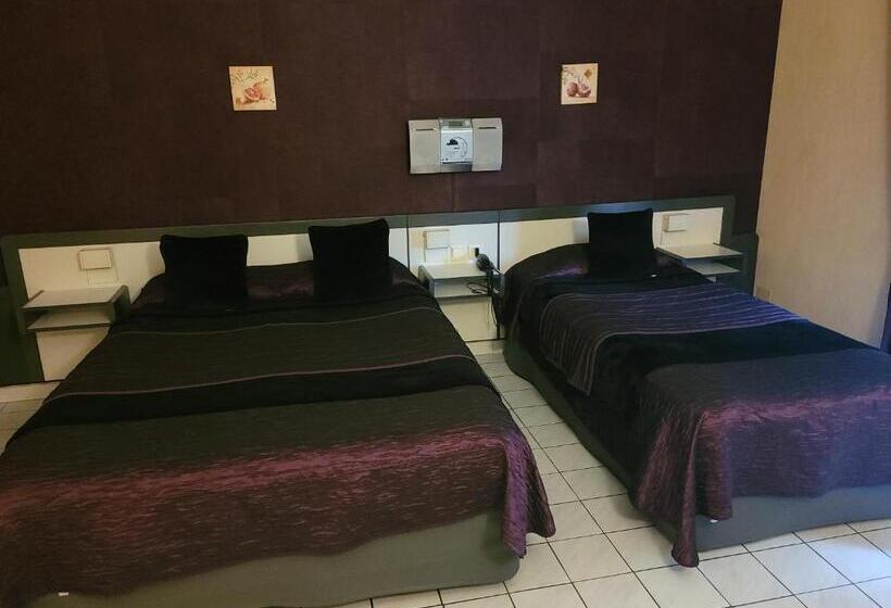 Номер Стандарт Трехместный, Le Medicis