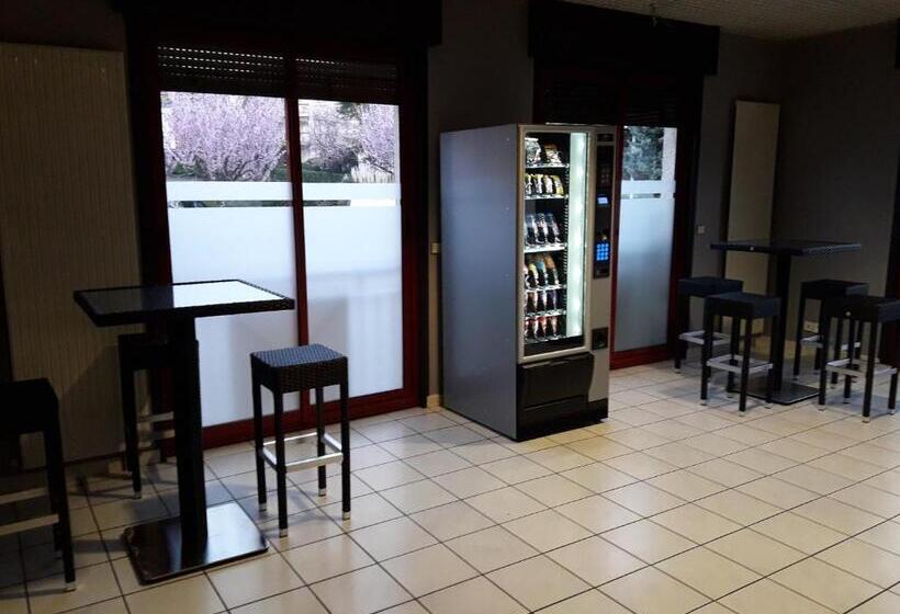 Четырехместный Номер Стандарт, Le Medicis