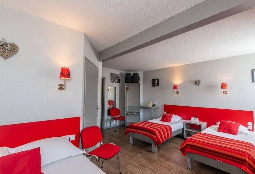 Четырехместный Номер Стандарт, Les Orchidées , Hôtel & Restaurant