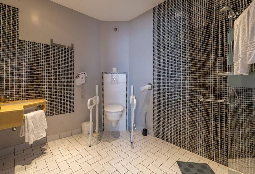 4인용 스탠다드 룸, Les Orchidées , Hôtel & Restaurant