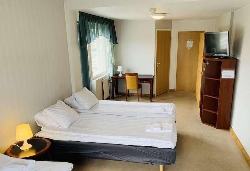 غرفة قياسية, Li Uninen Kotka