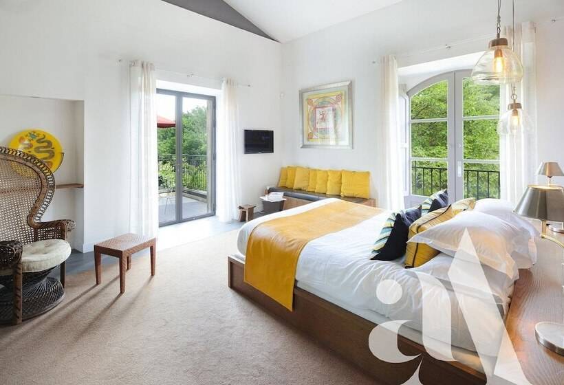 جناح, Mas De L'amarine