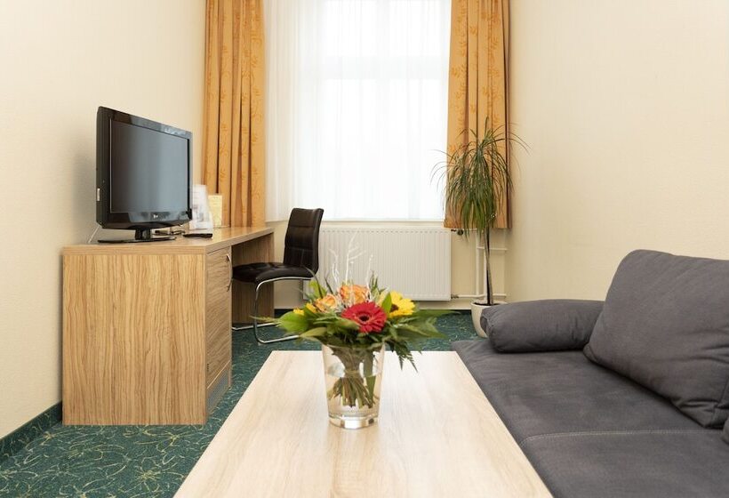 اتاق راحتی یک تخته, Palais Am Kleistpark