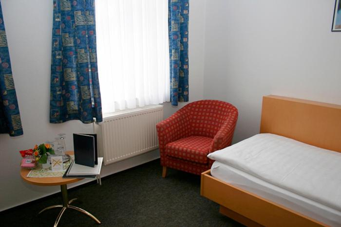 标准单人间, Stadt Reinfeld