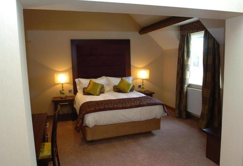 이그제큐티브 룸, The Bear's Paw