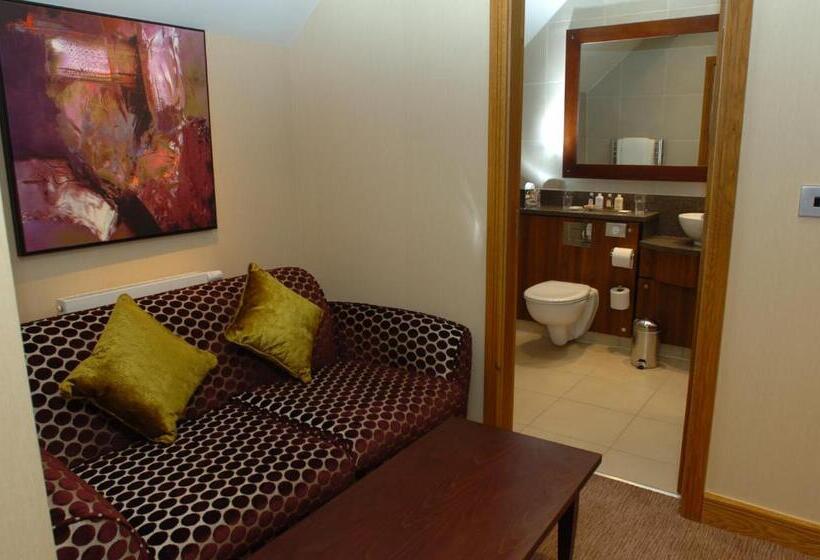 수피리어 룸, The Bear's Paw