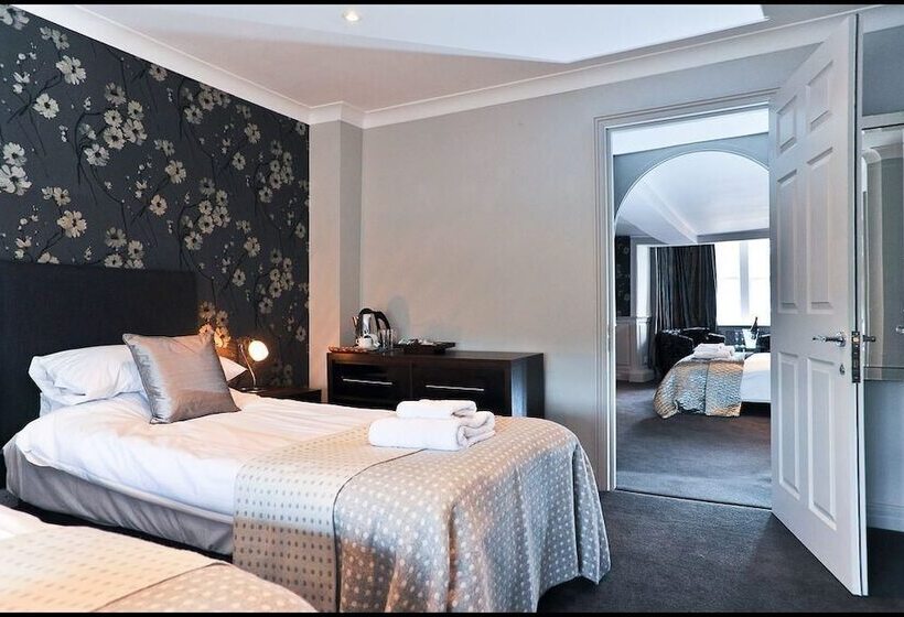 غرفة سوبيريور, The Bell Inn Charlbury